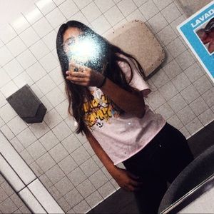 Meet your Posher, Roya